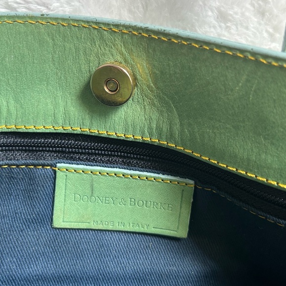 EUC Dooney & Bourke mint green tassel bag with matching wallet & dust bag ππ - Picture 8 of 13
